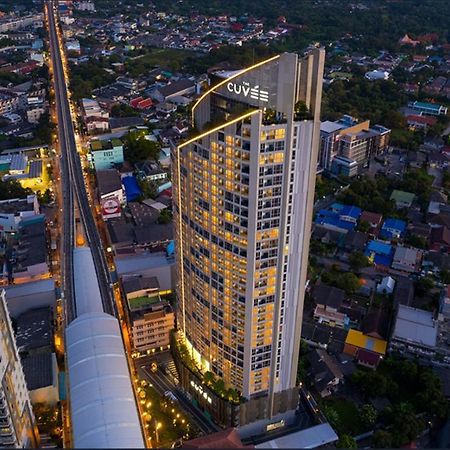 נונטאבורי Oakwood Suites Tiwanon Bangkok מראה חיצוני תמונה