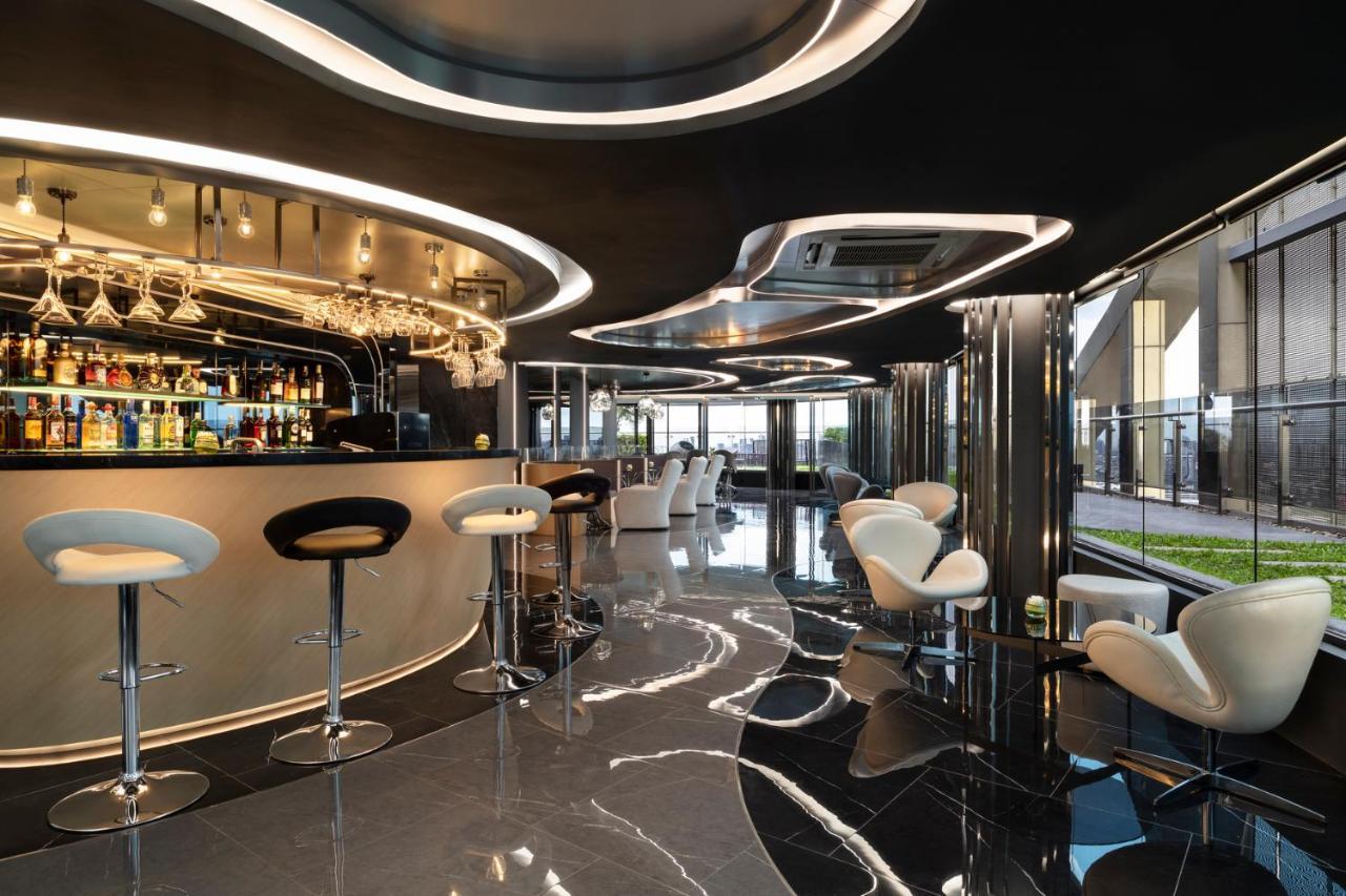נונטאבורי Oakwood Suites Tiwanon Bangkok מראה חיצוני תמונה