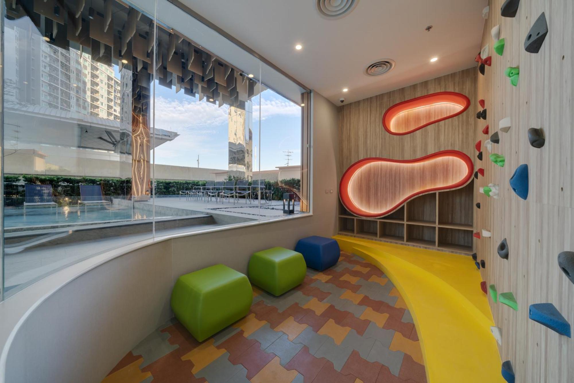 נונטאבורי Oakwood Suites Tiwanon Bangkok מראה חיצוני תמונה